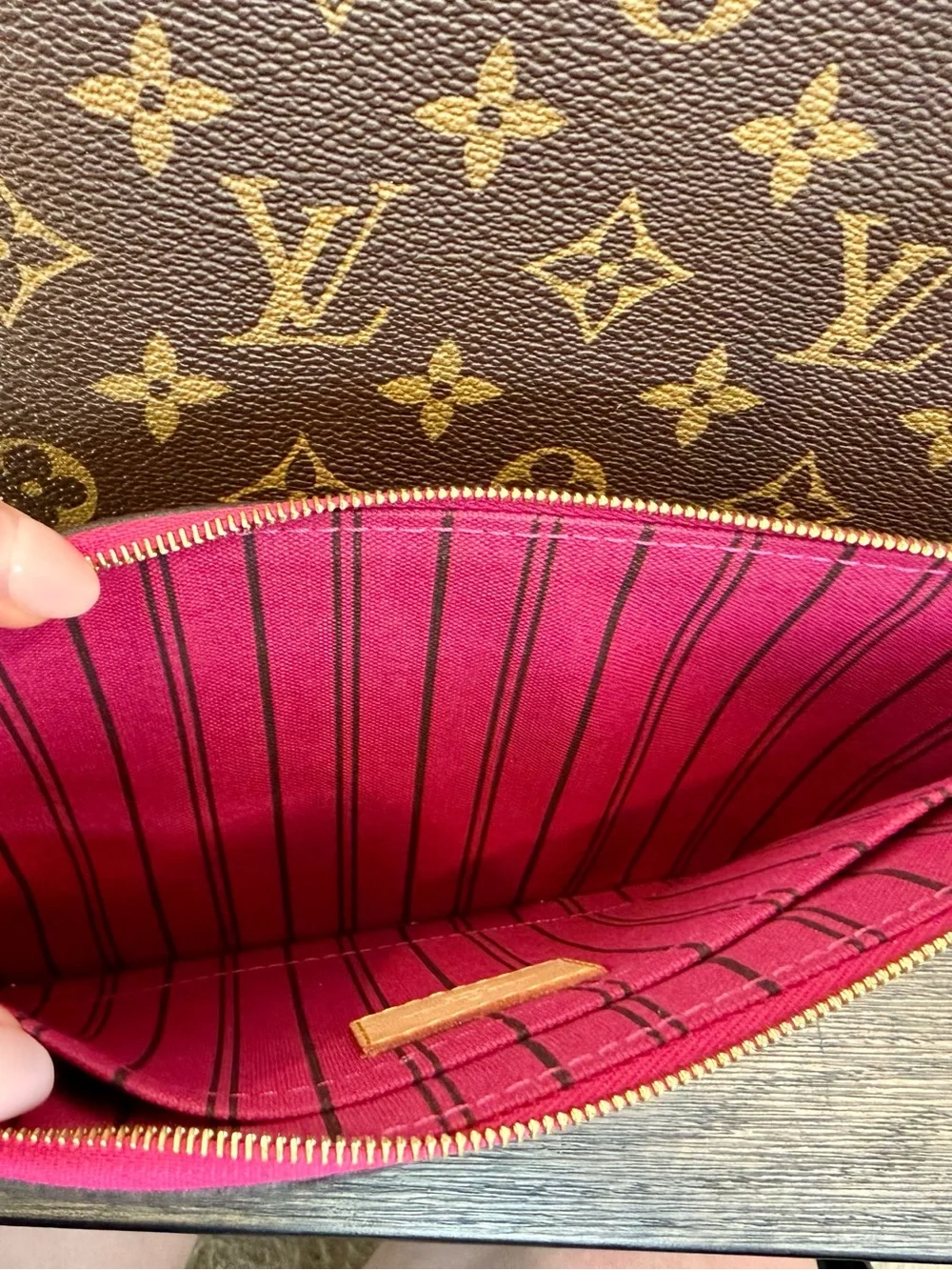 Louis Vuitton Monogram Canvas Tote with Pink Zip and Natural Leather Trim
